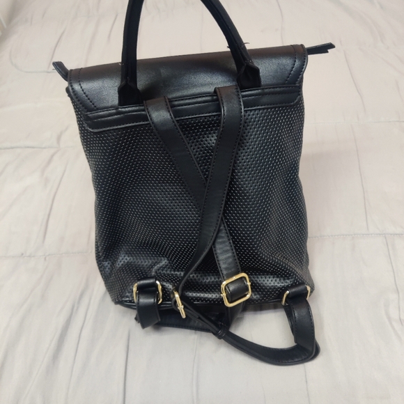 Girlish Black Leather Bag - Picture 5 of 7